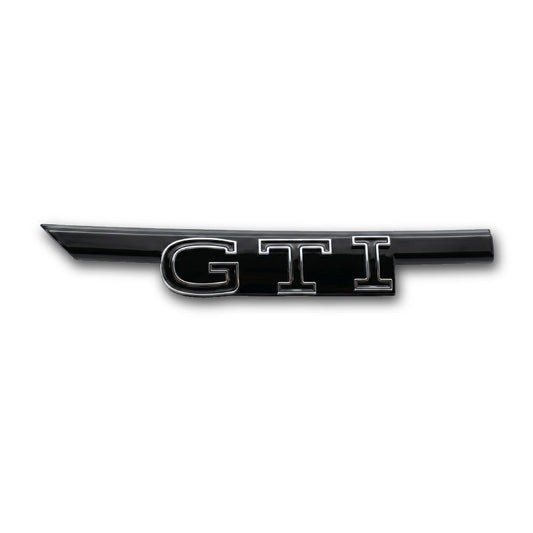 GOLF 8 GTI GRILL BADGE BLACK WITH CHROME
